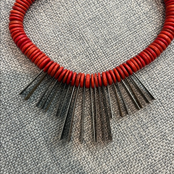 Vintage Red Beaded Necklace with Silver Accents - Picture 4 of 4
